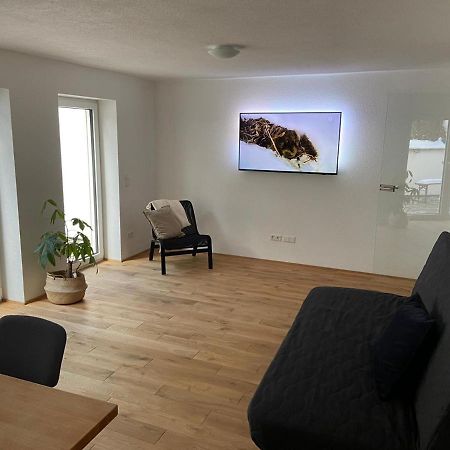Grosszugiges Apartment In Biberach An Der Riss Bagian luar foto